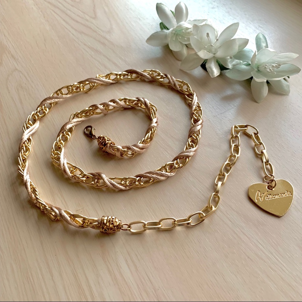 Cute Cream Chain Belt